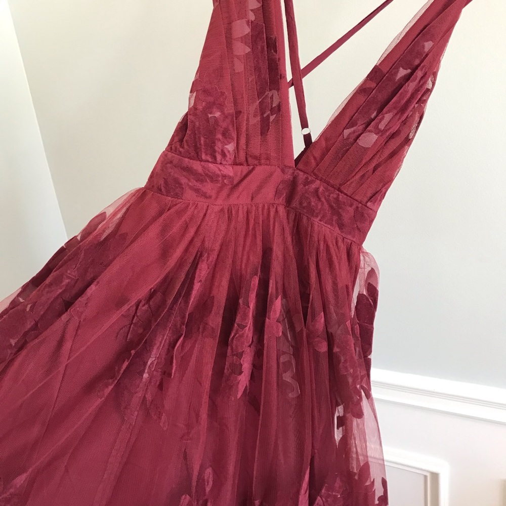 Last 1 5⭐️ VICI /ANTONIA/ Lace Backless Maxi Dress - Picture 8 of 8